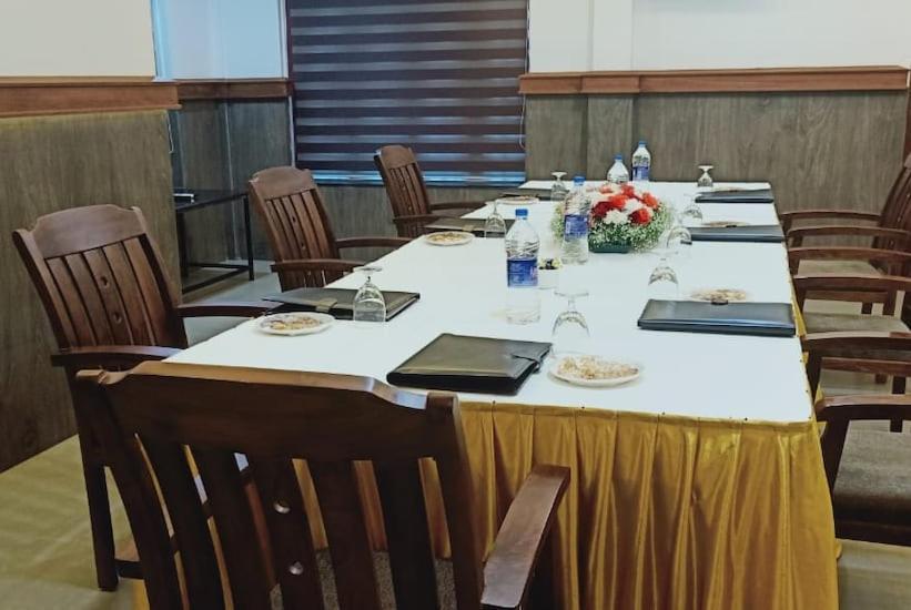 Kallada Mamatha Motels Kunnamkulam Dış mekan fotoğraf